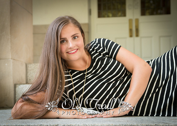 Lizzy Senior Pics-472-Edit